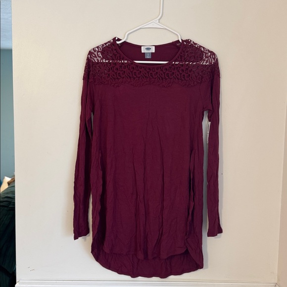 Tops - Old Navy Lace Top NWT